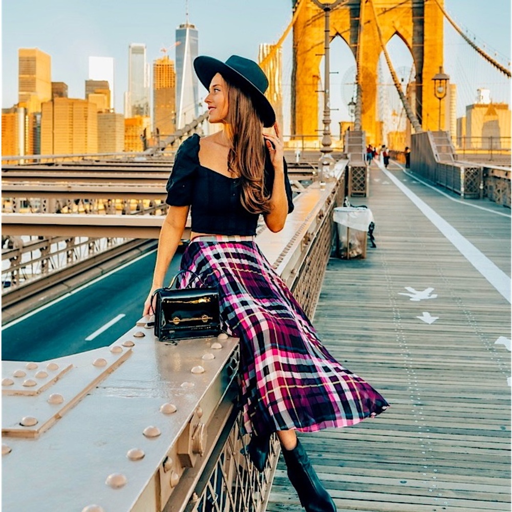Vince Camuto 💜 plaid escape midi skirt